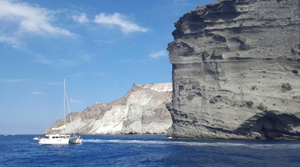 Santorini: Caldera Cruise With Greek Meal and Transfer - Itinerary and Sightseeing