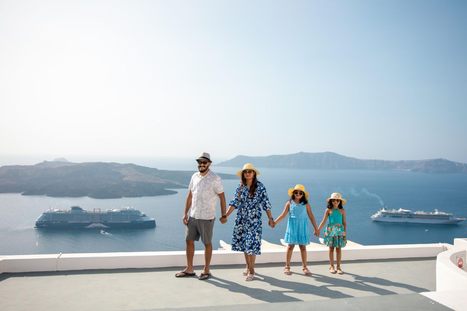 Santorini Family Photoshoot (Oia Village) - Experience Highlights