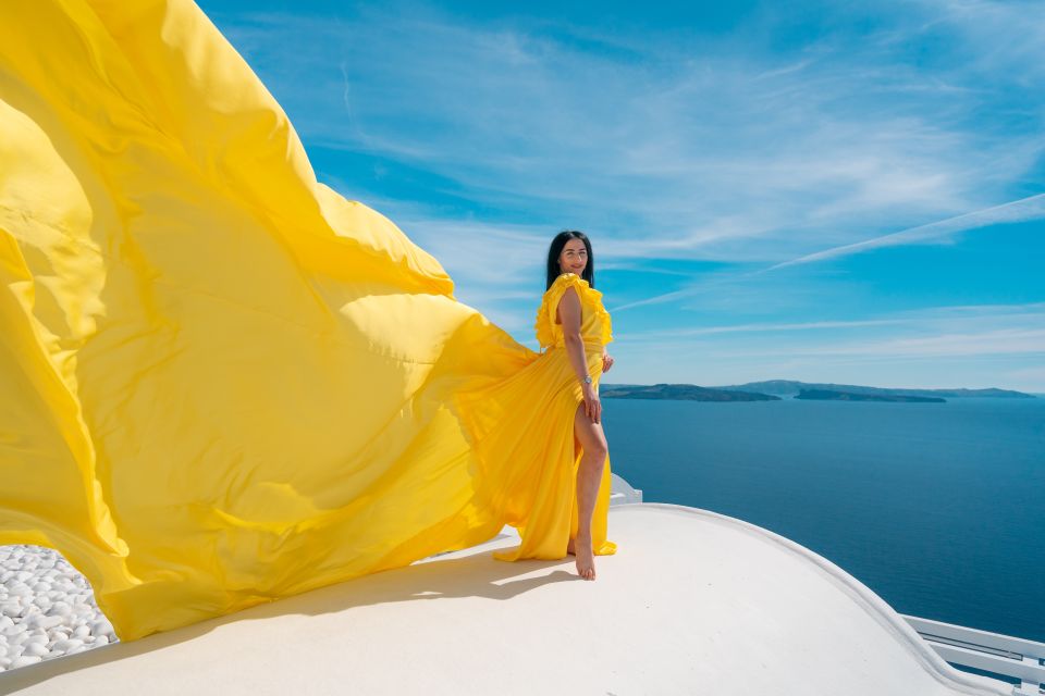 Santorini: Unique Flying Dress Photoshoot Experience - Expert Photographer Network