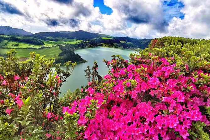 São Miguel, Azores - Private Tour 9 Hours in 4 Seats Car Exclusively for You - Personal Driver and Local Guide