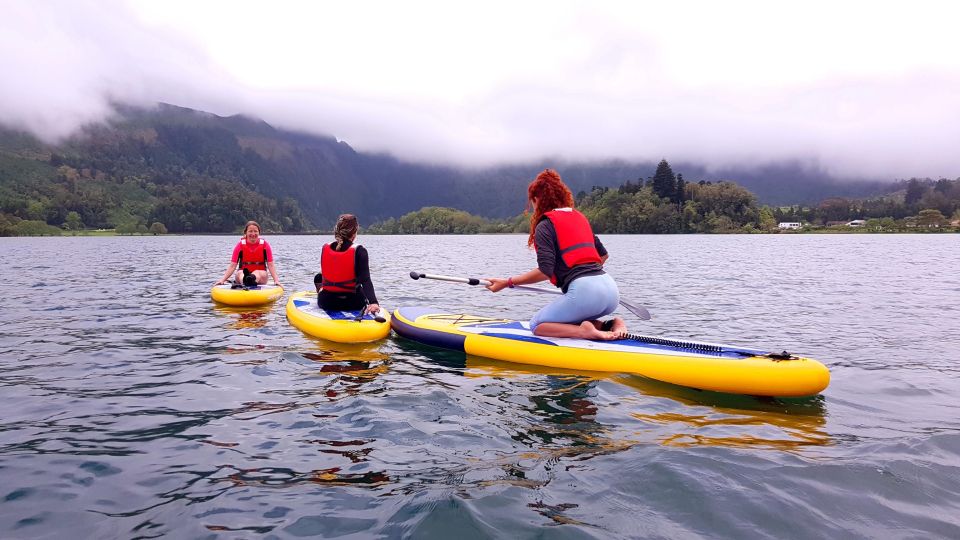 São Miguel: Seven Cities Lagoon Standup Paddleboard Yoga - Paddleboard Yoga Experience