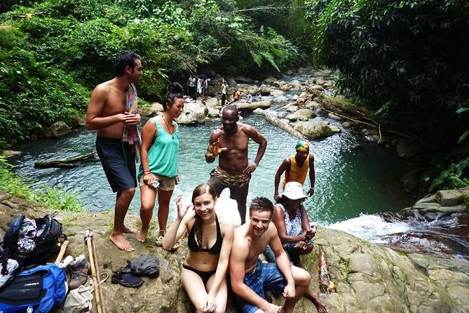 Seven Sisters Waterfalls Hike - Meeting and Pickup