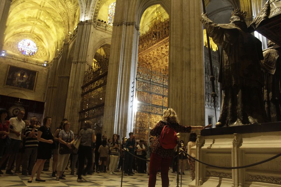 Seville: Major Landmarks Private Tour - Taking in the Jewish Quarter