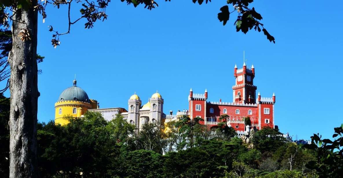 Sintra:1 Hour Tuk Tuk Experience to Pena Palace(3 Monuments) - Experience Duration