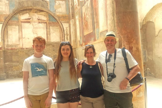 Skip the Line Ancient Herculaneum Walking Tour With Top Rated Guide - Meeting Point