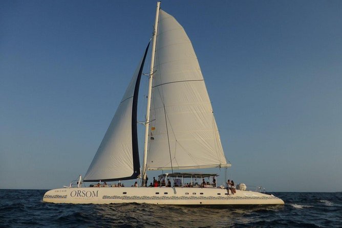 Skyline Sailing in Barcelona - Spectacular Barcelona Skyline Views