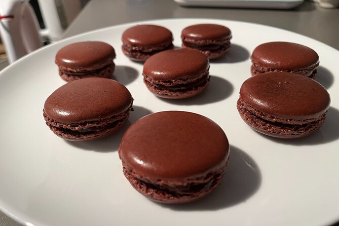 Small Group Parisian Macaron Masterclass (2 People Max.) - Meeting and Pickup Details