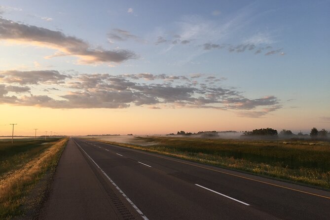 Smartphone Driving Tour Between Moose Jaw, Regina and Manitoba - Meeting and Pickup