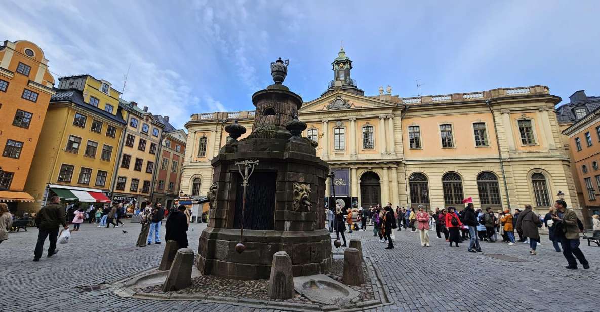 Stockholm: Gamla Stan Secrets and Old Town Walking Tour - Tracing Stockholms Historical Footsteps