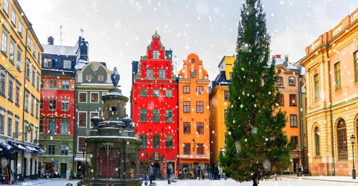 Stockholm Old Town Walking Tour and Djurgården Boat Cruise - Old Town Exploration