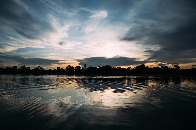 Sundowner Cruise on Zambezi River (Zimbabwe) - Logistics