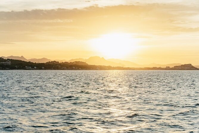 Sunset From a Catamaran in Malaga - Alcoholic Beverages and Cava Toast