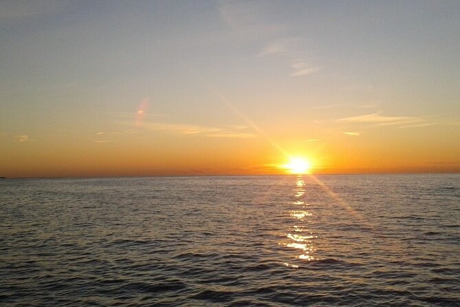 Sunset in Catamaran From Calpe or Altea - Amenities and Inclusions