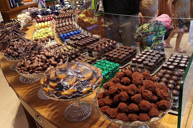 Sweet & Chocolate Family Treasure Hunt in Paris - Reviews Overview