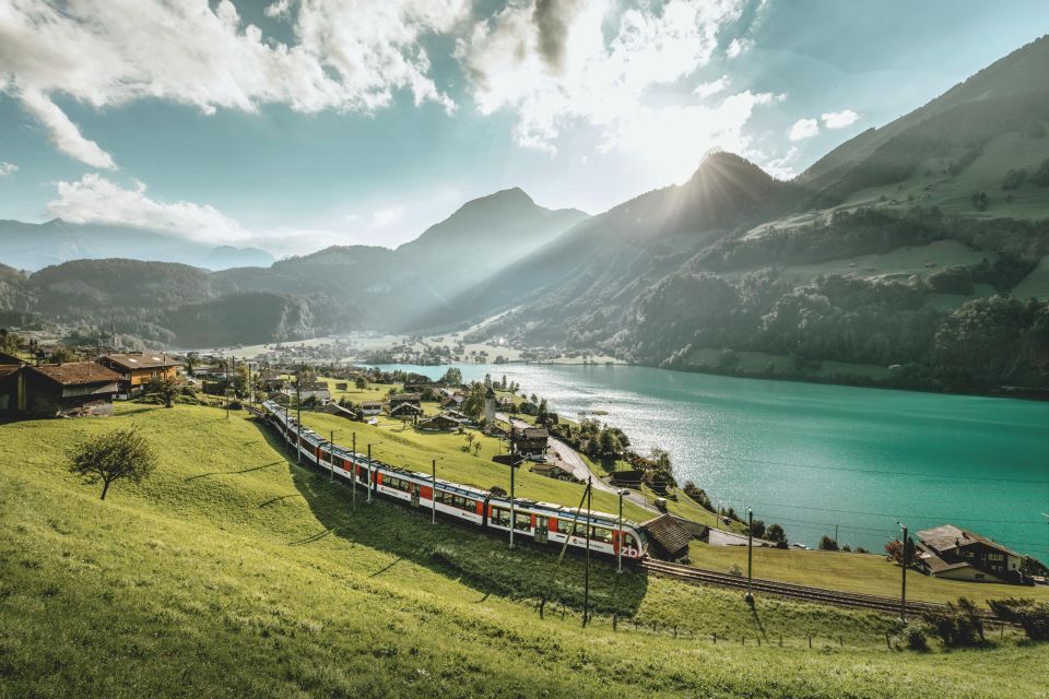 Switzerland: Swiss Half-Fare Card - Transportation Benefits