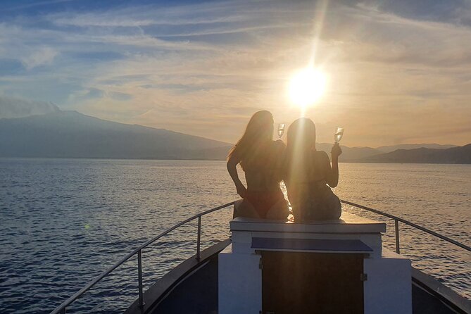 Taormina Sunset Aperitif On-Board - Boat Amenities and Features