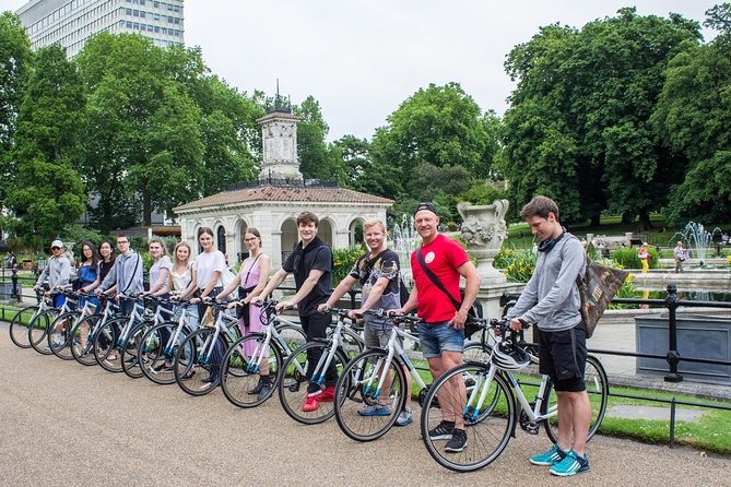 The Big Six of London and a Pub. 5.5 Hour Tour - Meeting Point and Arrival