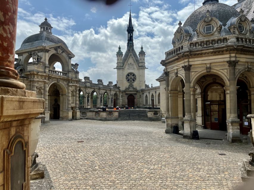 The Great Stables of Prince De Condé & Chantilly Palace - Exploring the Great Stables