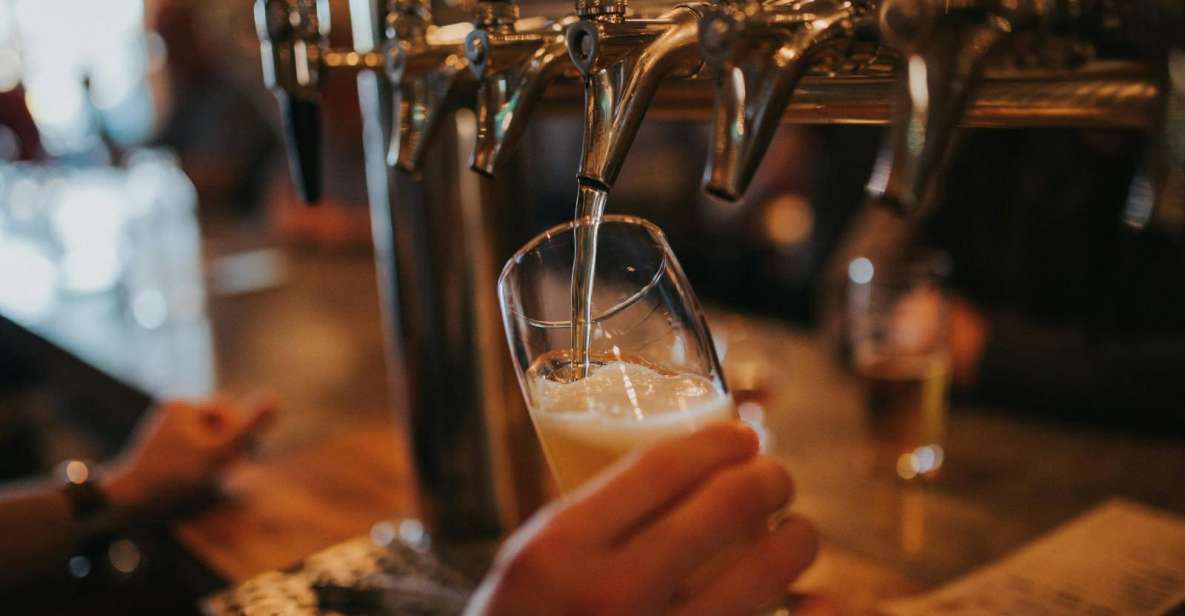 The London Historic Pubs Tour - Exploring the Tower of London