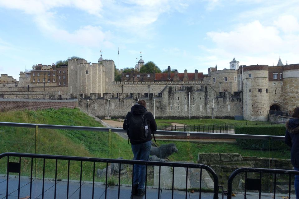 The Remains of Roman London Self-Guided Walking Audio Tour - Highlights of the Tour