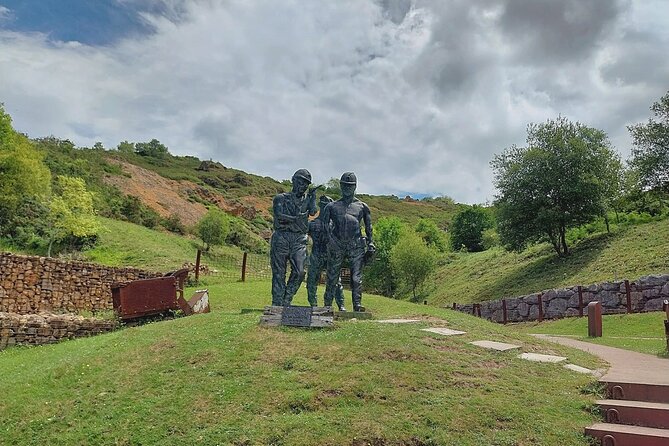 The Soplao Cave Visit - Geological Formations