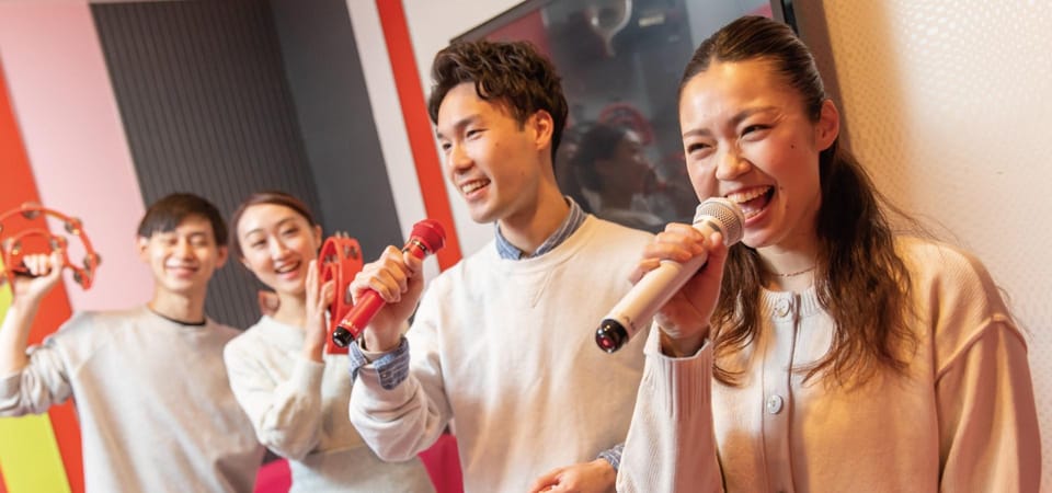 Tokyo: Karaoke Box Experience at BIG ECHO - Features and Amenities