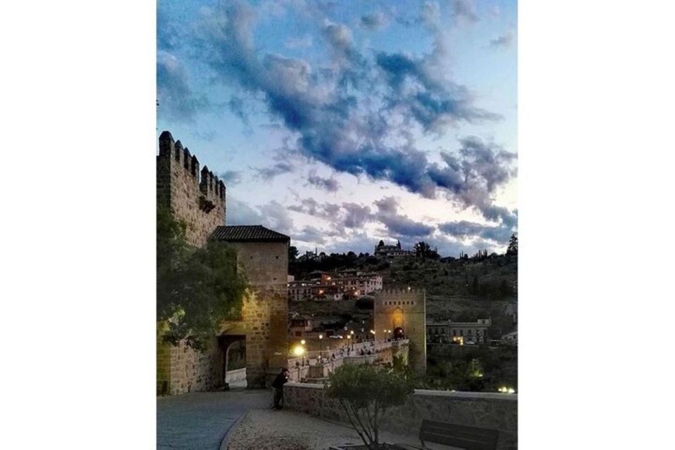 Toledo: Private Walking Tour With a Local Guide - Panoramic Views of the City