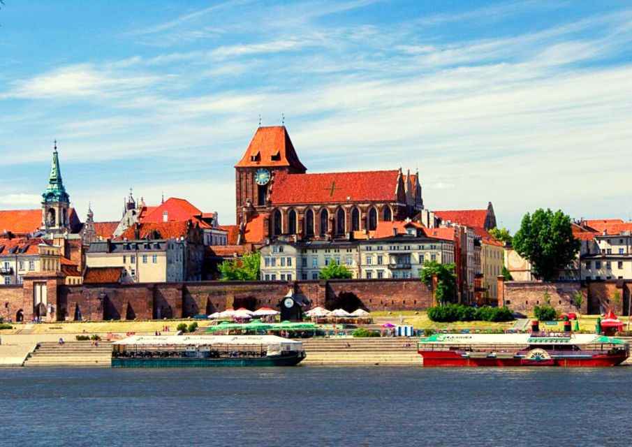 Torun: 3-Hour Private City Tour - Tour Highlights and Itinerary