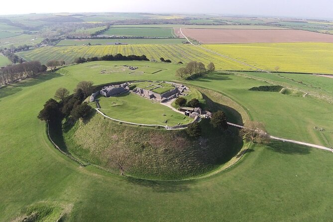 Tour of Salisbury and Stonehenge ,from Salisbury - Exploring Old Sarum: Iron Age Settlement