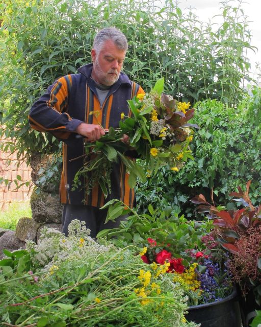 Traditional Cooking Class and Farm Tour in the Douro Valley - Instructor and Group Size