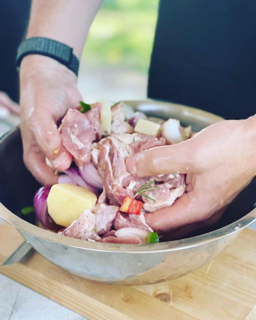 Traditionell Cooking Class in Wood Oven - Experience Highlights