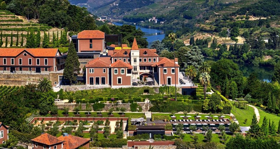 Transfer to Six Senses Douro Valley From Lisbon - Vehicle Features