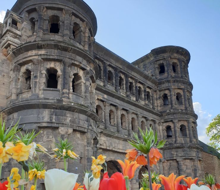 Trier: Guided City Walk With Wine Tasting - Tour Highlights