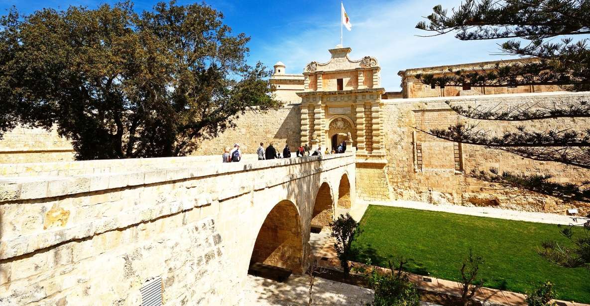 Valletta: Maltas Noble Homes and Palaces Private Tour - Itinerary Highlights