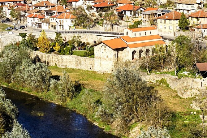 Veliko Tarnovo and Arbanasi Tour From Sofia - Meeting and Pickup Details