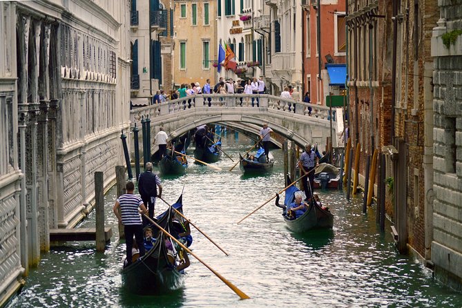 Venice Gondola Ride and Serenade - Meeting Point and Location