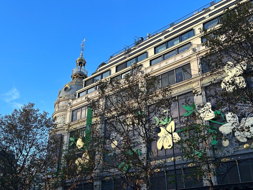 VIP Emily in Paris Walking Tour + Bubbles & Perfume Workshop - Breathtaking Parisian Views With Bubbles