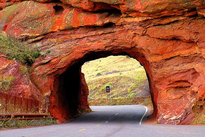 Visit Red Rocks Park, Continental Divide & Breckenridge - Inclusion and Meeting Details