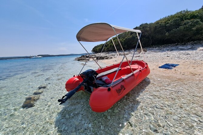 Visit the Cousteau Reserve By Boat Without a License - Inclusions