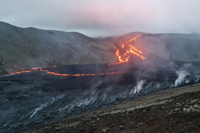 Volcano Hike With a Geologist Small-Group Tour - Geologist Guide Expertise