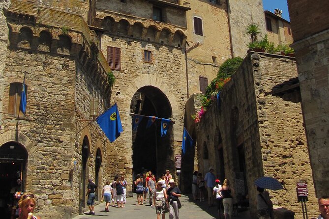 Volterra and San Gimignano: a Taste of Medieval Tuscany! - Taking in San Gimignanos Charm