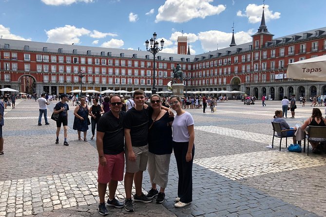 Walking Tour Around the Center of Madrid - Highlights of the Sightseeing Experience