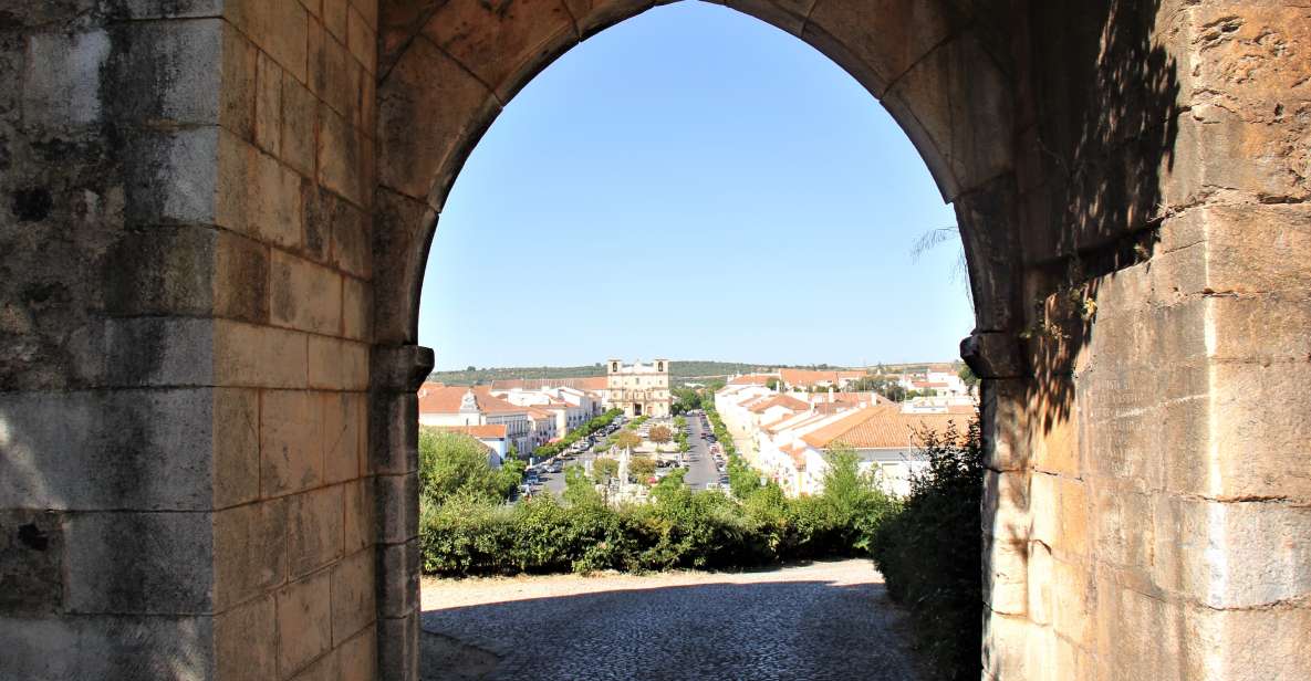 Walking Tour in Vila Viçosa - Guided Experience