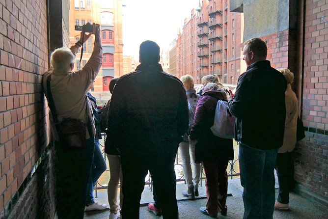 Warehouse District & HafenCity Experience Tour - Meeting and Pickup