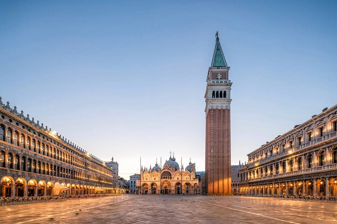 Welcome! Venice Sightseeing Kickstart Tour With Local Guide, Small Group - Viewing the Rialto Bridge