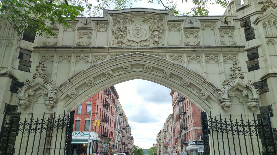 West Harlem: Gospel Church Service and Sunday Walking Tour - Tour Highlights