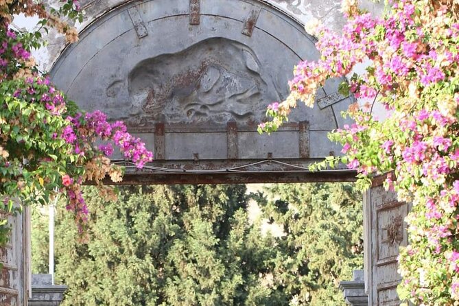 Wine Tour in the Historic Baglio Florio Adamo With Lunch - Typical Sicilian Main Course