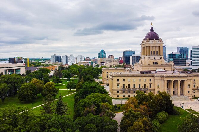 Winnipegs Wealthy Beginnings: a Smartphone Audio Walking Tour - Exploring the Manitoba Club