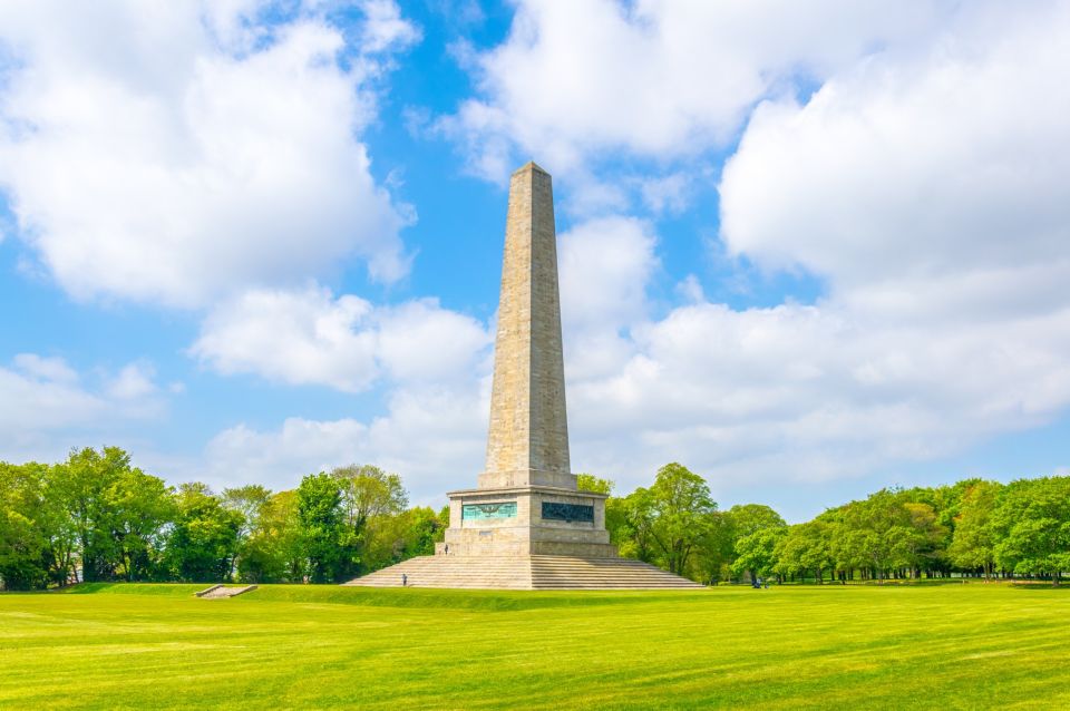 World War II Private Guided Walking Tour of Dublin - Historical Insights