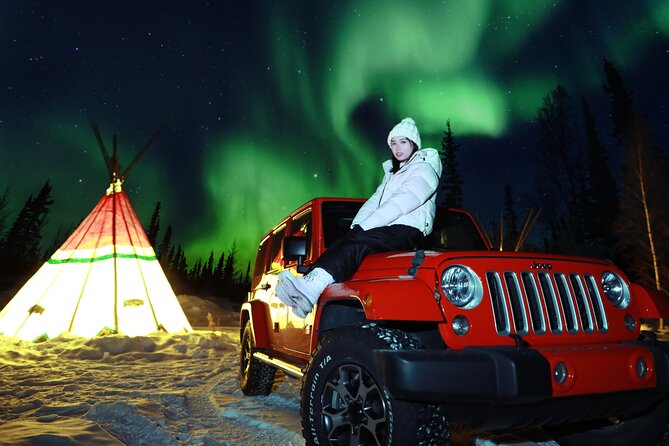 Yellowknife Aurora Viewing at Aurora Lodge + Aurora Hunting - Pickup and Start Time